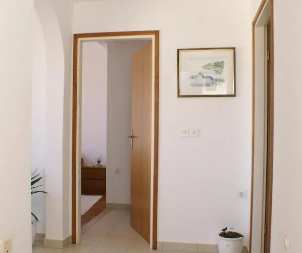 With Parking Space Lumbarda, Korcula - 4370 *