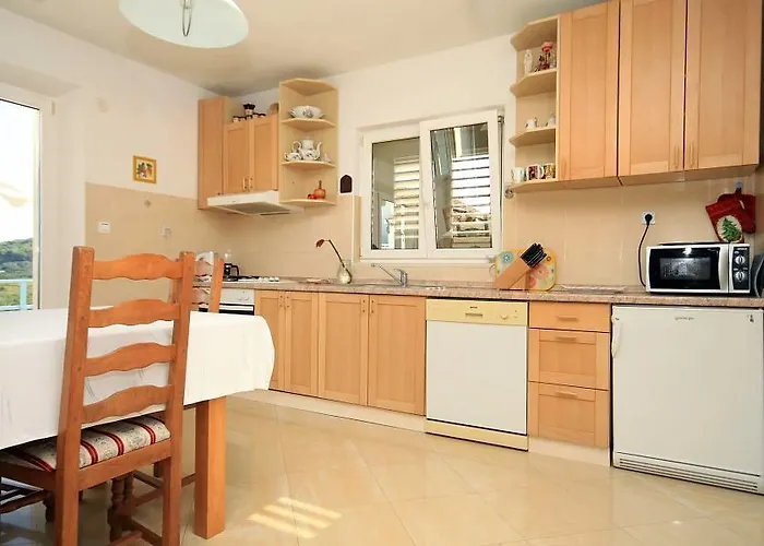 With Parking Space Lumbarda, Korcula - 4370 Apartmán Lumbarda