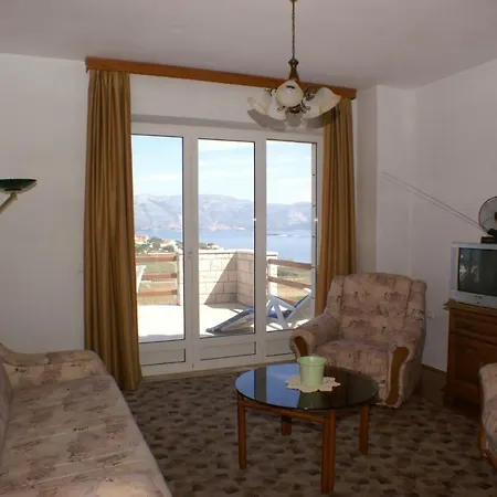 With A Parking Space Lumbarda, Korcula - 4370 Apartment Lumbarda