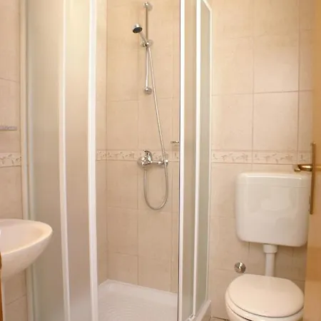 Apartment With A Parking Space Lumbarda, Korcula - 4370 *