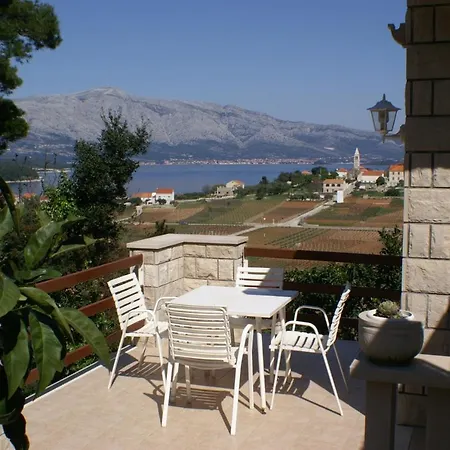 Apartment With Parking Space Lumbarda, Korcula - 4370